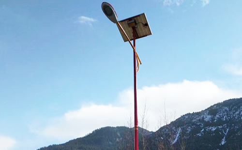 如何选择高质量的新源太阳能路灯材料：全方位指南