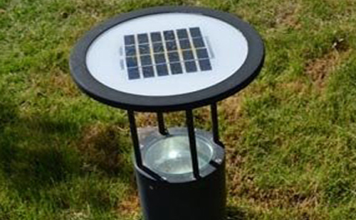 别墅庭院氛围营造：新源草坪灯选型与布光技巧