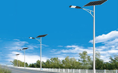 农村道路装新源太阳能路灯选多大瓦数实测